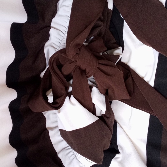 Chico's Collection Cold-shoulder Striped Elastiziedwaist with tie belt Maxidress - Picture 4 of 7